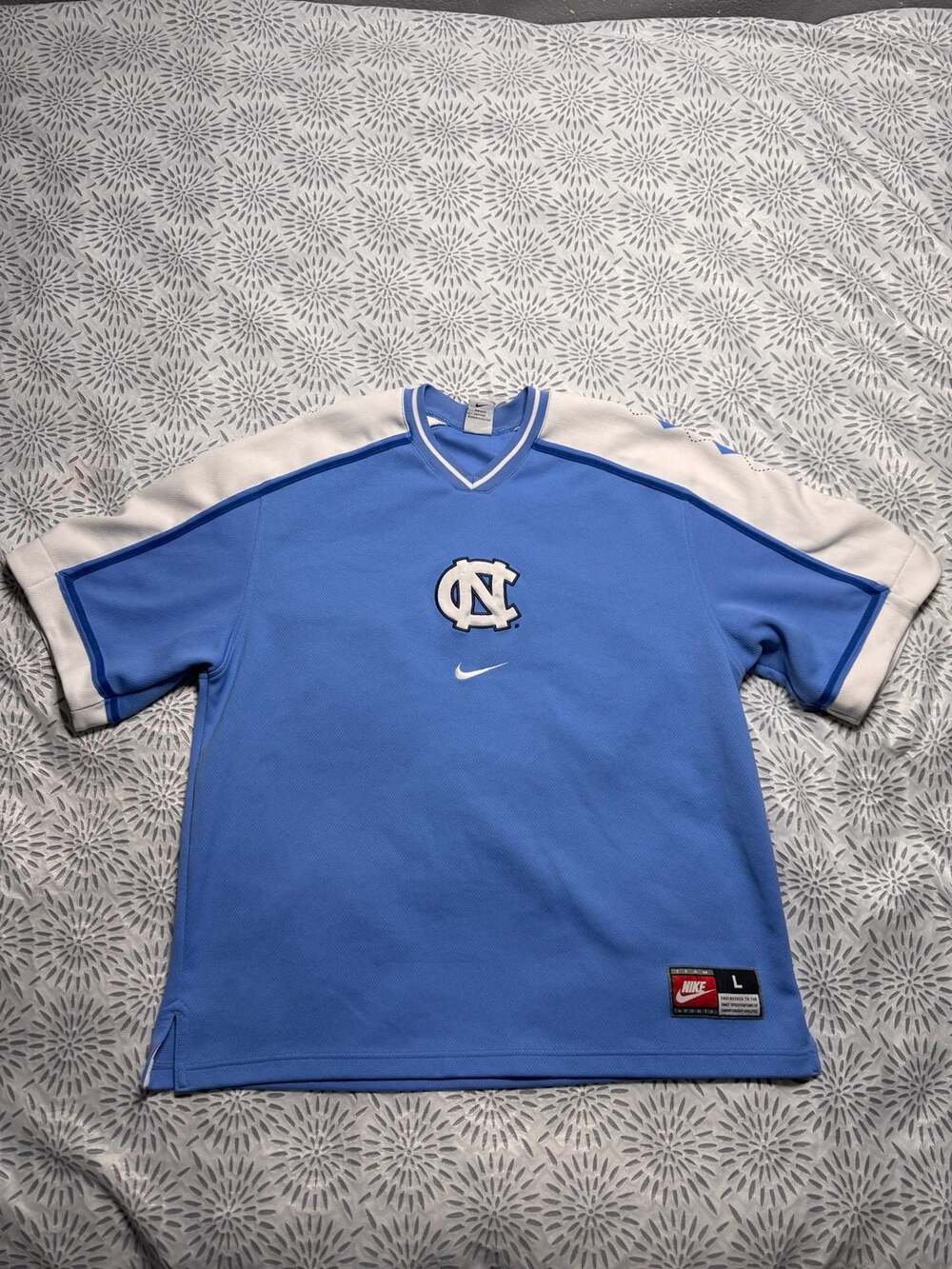 Nike UNC Tar Heels Shoot Around Shirt Size L Blue White
